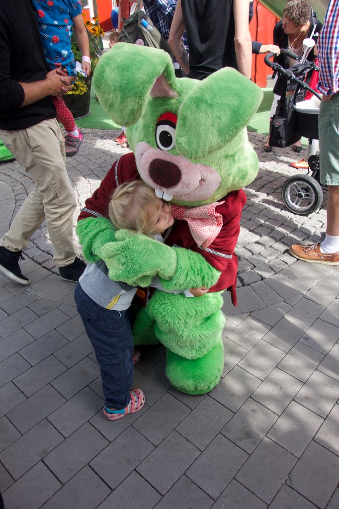 20130807-12-35-37.jpg - Förra året var kaninerna läääskiga