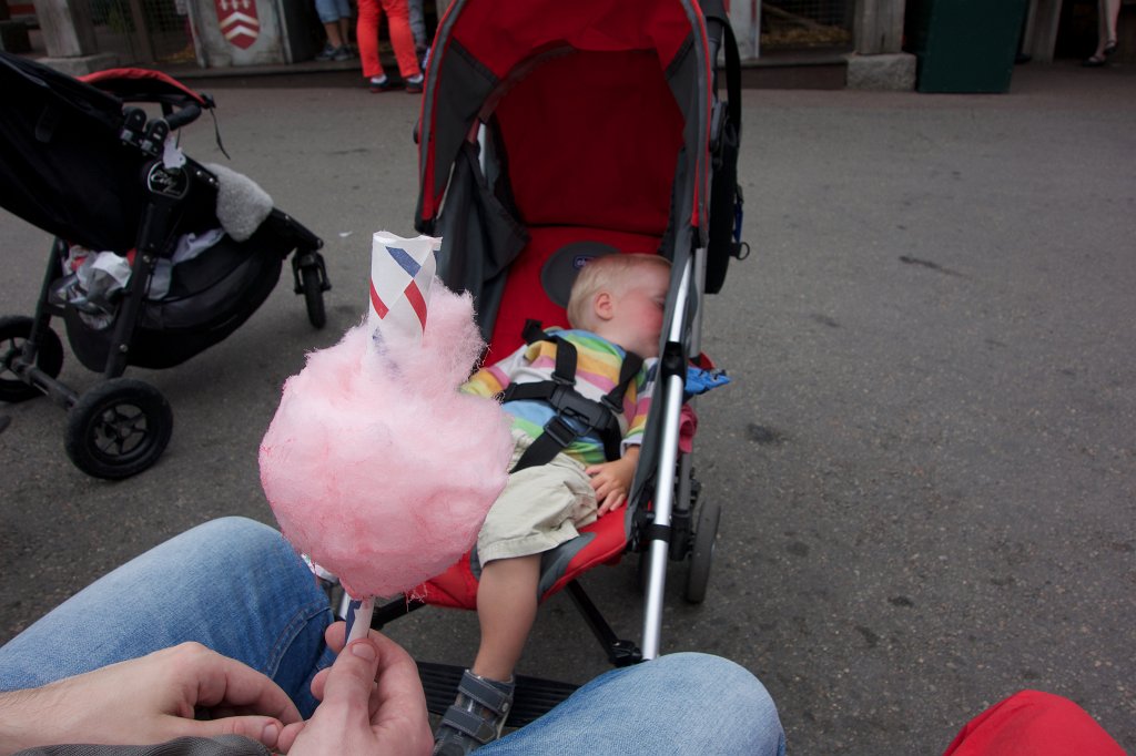 20130807-14-03-16.jpg - Sover man så missar man...