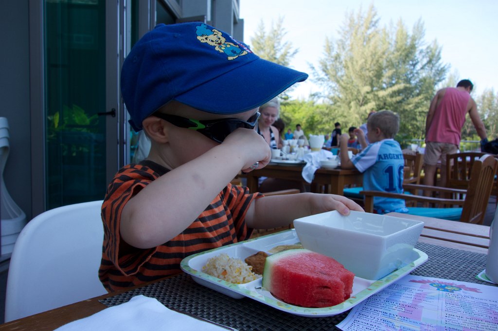 20141118-09-02-59.jpg - Frukost