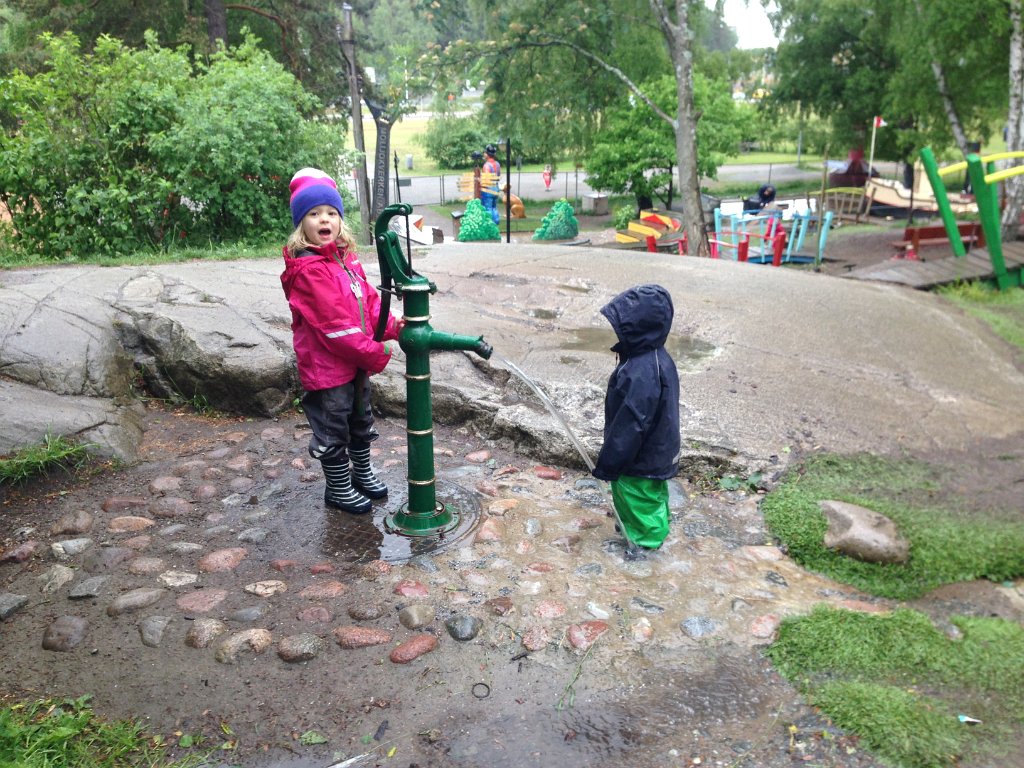 IMG_3762.jpg - Är det inte nog blött redan så kan man ju lösa det